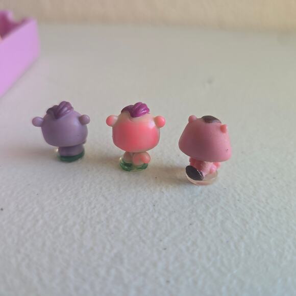 Littlest Pet Shop Teeniest Tiniest Teensies Popping Hamster House + 3 Figures - Picture 8 of 12